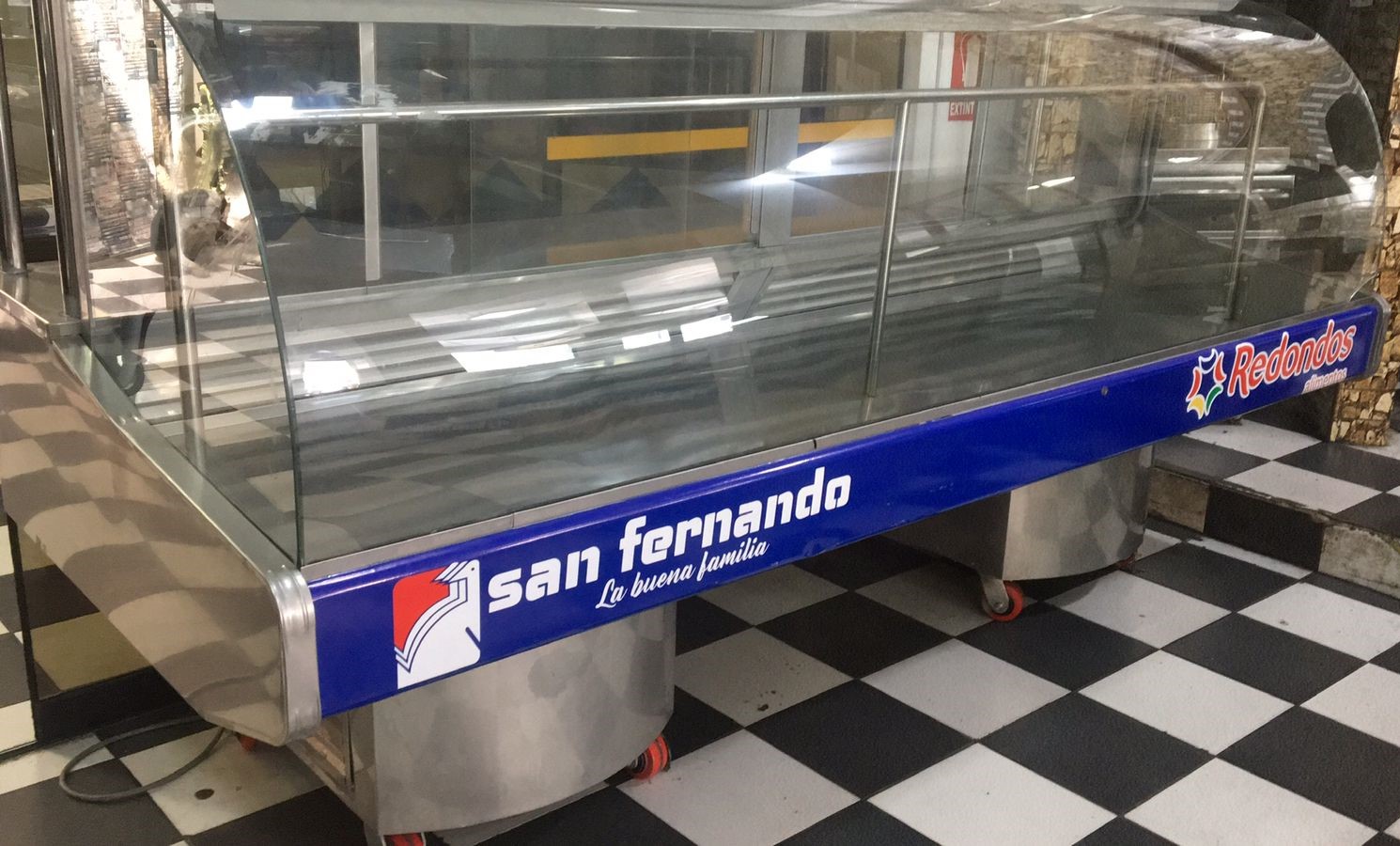 Vitrina exhibidora de fríos - Imagen 9